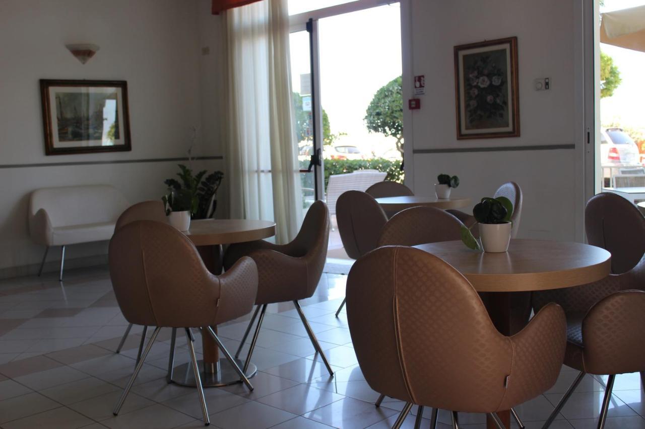 Hotel Rosati Rimini Extérieur photo